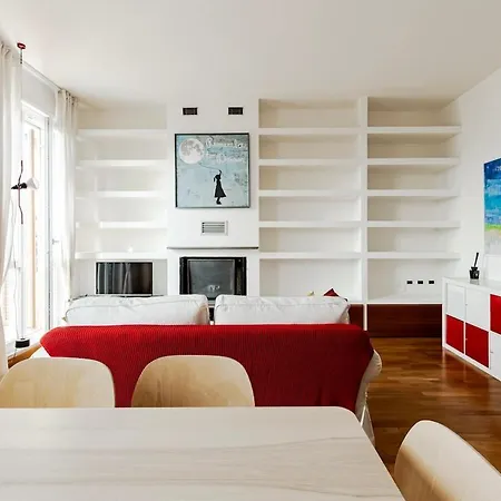 Center Rooftop With Terrace In Porta Romana Milão