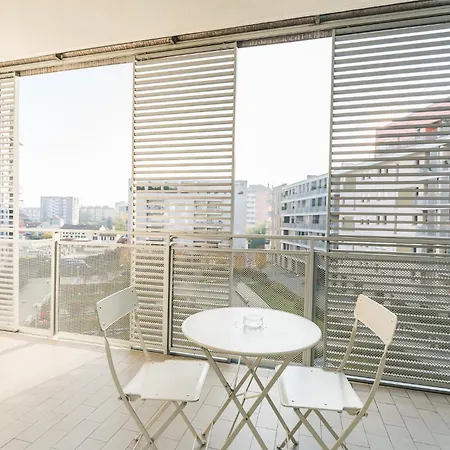 Domusrely - New 3 Bedroom Merlata Next Rho Fiera * Milão