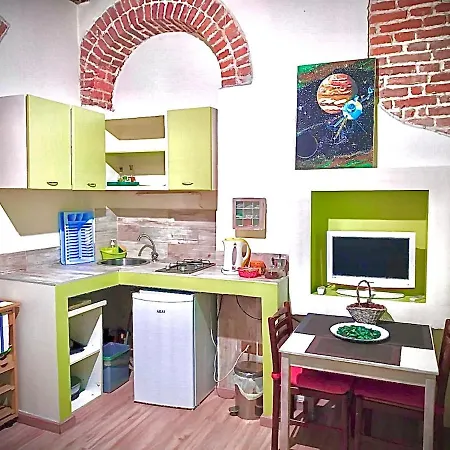 Station - 5min To Duomo Apartment