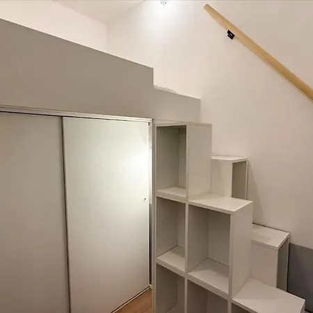 0015 - Navigli - M2 Line Flat *