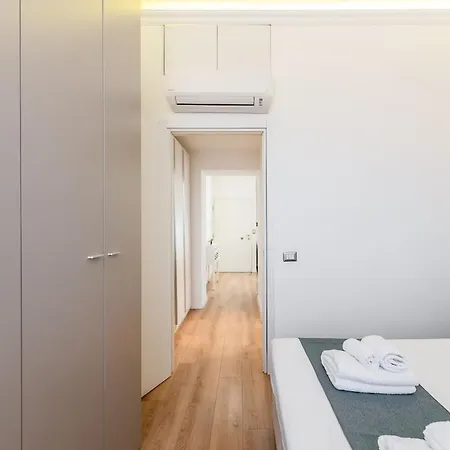 Апартаменты Vecchia Milano, 10 Minutes From The Duomo