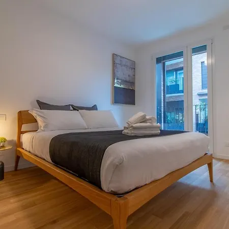 Olgiati Twelve - 3 Charming Bedrooms&gym Appartamento *