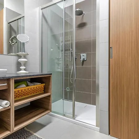 Atelier Montello - Comfort & Charm Apartman *