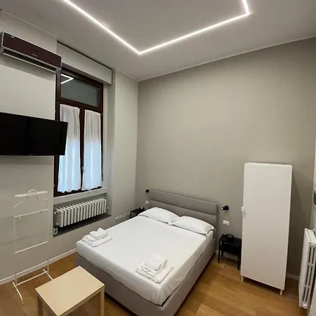 Charme Milanese, Sansiro, Citylife, Tram To The Duomo Apartment