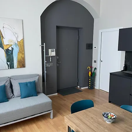 아파트 Modern Flat Historical Center Colonne San Lorenzo Navigli *
