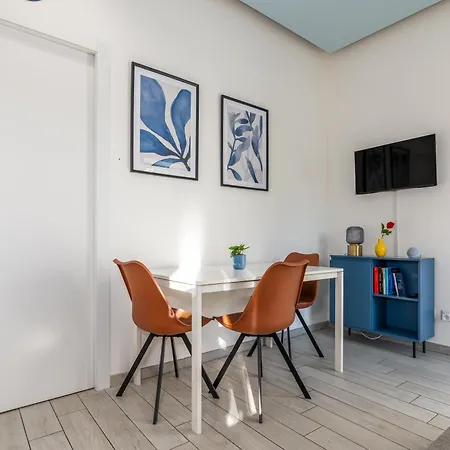 Habesha Flats - A Quiet Retreat Just Steps From The Metro M1 ميلان