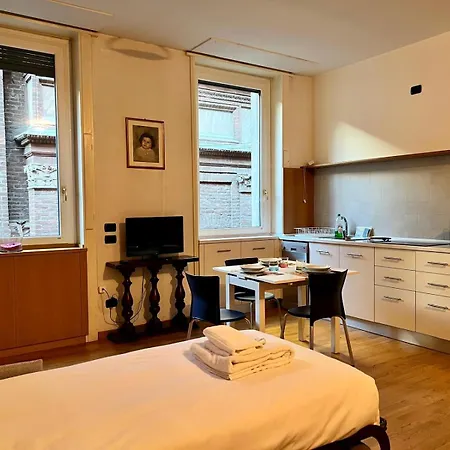 Kibilu - Cozy Few Steps From Duomo Centre 밀라노