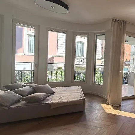 Starlight * Милан