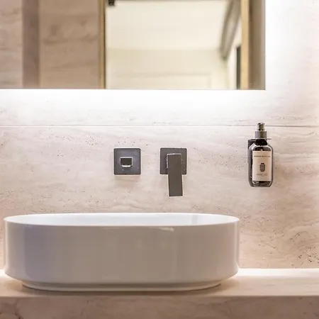 Apartament Secret - San Babila Lux & Modern Mediolan