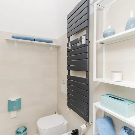 Stupendo Bilocale Ristrutturato A Nuovo Mm Argonne * Milan