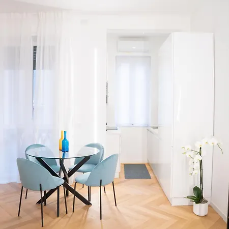 Modern Flat Metro Lotto-citylife-mico-self Check-in-ac Milán