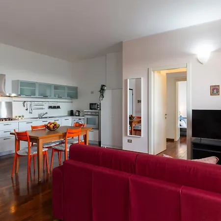 Bridge Cruise Terrace *