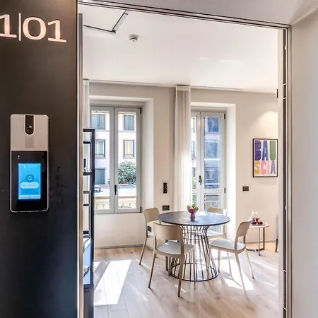 Seety Porta Romana Corte Apartment *