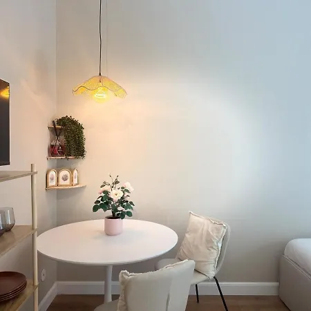 Appartamento Mch Navigli - 6 Stops To Duomo, Modern With Ac And Wifi Milano