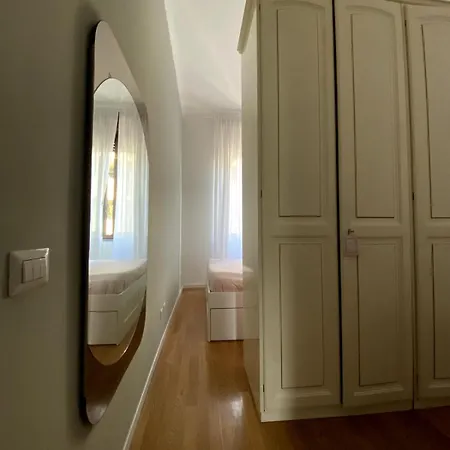 Appartement Duomo-centrale Elegant Two-room Nolo Next To M1 Milaan
