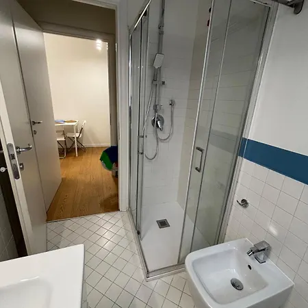 Apartment Charme Milanese, Sansiro, Citylife, Tram To The Duomo