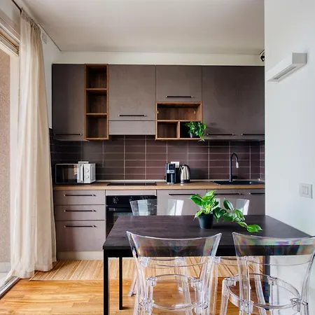 شقة Giaxtower Gym & Pool Romantic Pool View *