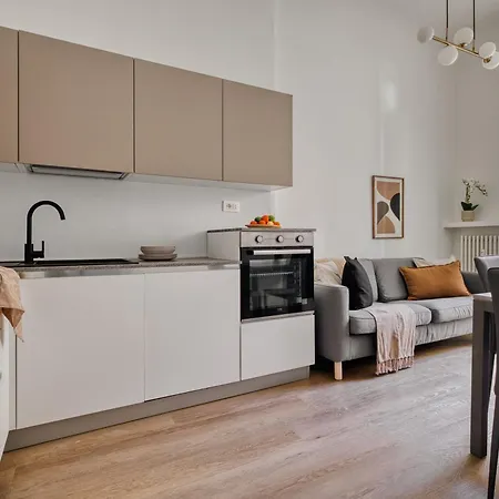 Isola - Leobrothers - Conte 1 Apartman *