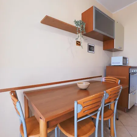 Apartment Primopiano - Cenisio B
