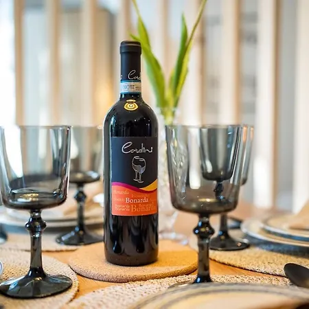 Private Garden & Metro 2 Min - Wooden Wave Flat Milano