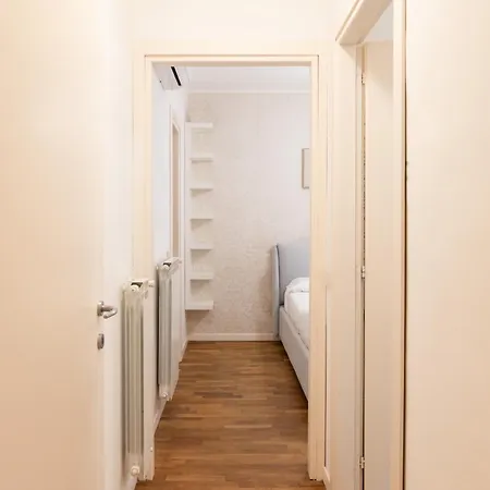 Ampio E Accogliente Bilocale In Zona Bicocca ミラノ