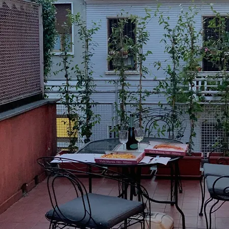 Modern One-bedroom With Terrace - Naviglio Martesana