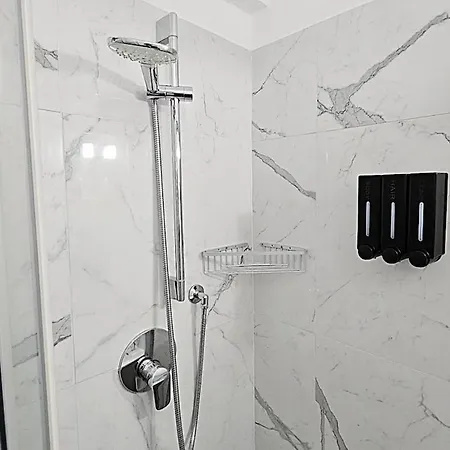 Centro-loft In Corso Buenos Aires Lägenhet