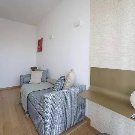 Skyline View In Heart Of Lägenhet Milano