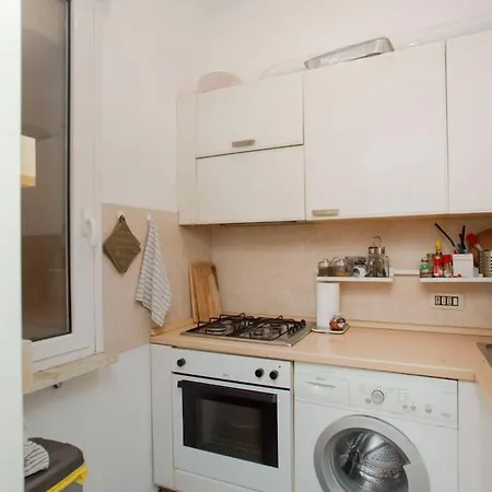 Casaportavenezia - 5 Min M1 And M3 Mailand