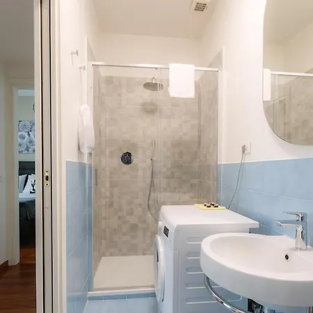 R Orchidea House Апартаменты