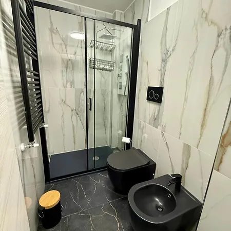 Urban Chic Loft Porta Venezia - Centro 아파트