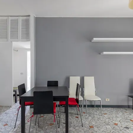 Xenia - 2rooms In Porta Ticinese 97 B Milan