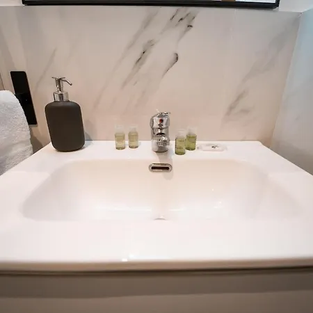 San Siro 6 Min - Life 15 Min Apartman