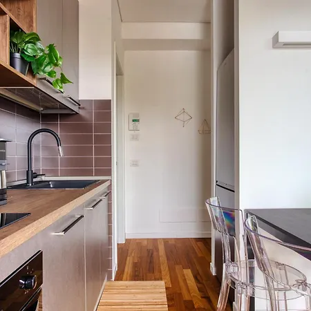 شقة Giaxtower Gym & Pool Romantic Pool View *