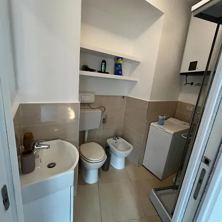 Warm Sunny Lägenhet Milano