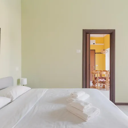 Guesthost - Piccola Bicocca Comfy Flat *