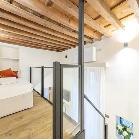 Apartament Secret - San Babila Lux & Modern Mediolan