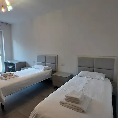 Large Citta Studi * Milán