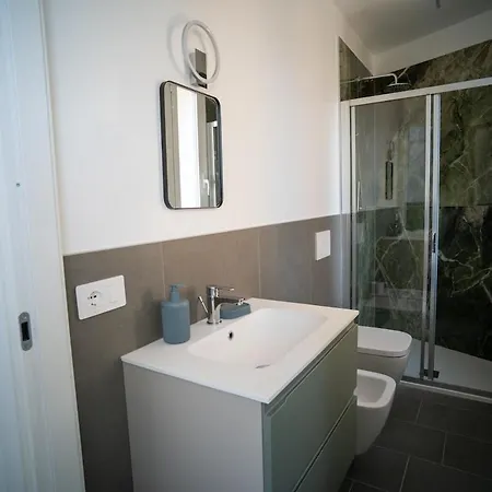 15 Nevoso Palace Milano