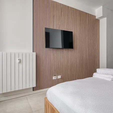 - Duomo & Guastalla District *