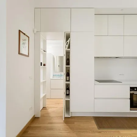 Design Flat In Porta Venezia *