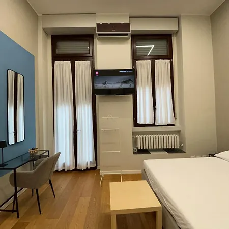 Apartment Charme Milanese, Sansiro, Citylife, Tram To The Duomo Mailand