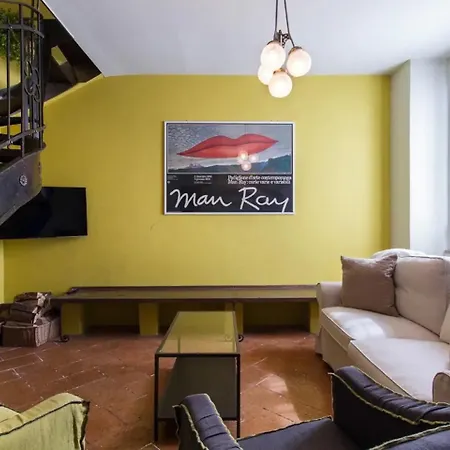 Stupendo E Silenzioso Duplex Sul Naviglio Milão