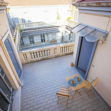 Exclusive In Heart Of Apartman Milánó