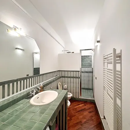 Casa Fara 18 - Accoglienza E Relax Nel Cuore Urbano 아파트 *