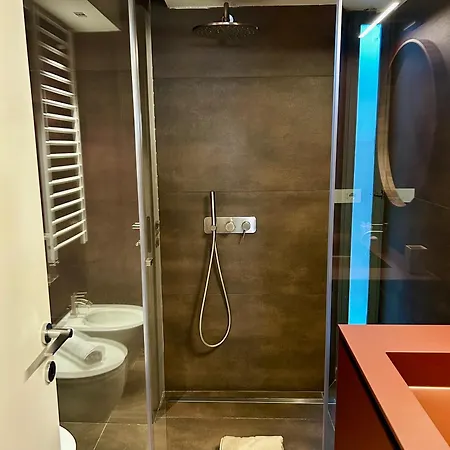 Elegant Design Loft For A Luxury Stay, M1 To Duomo ミラノ