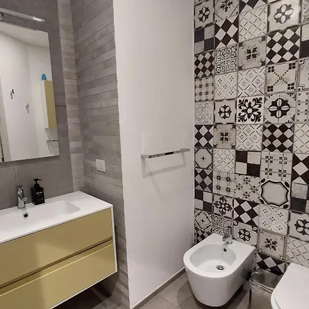 Large Citta Studi * Mediolan