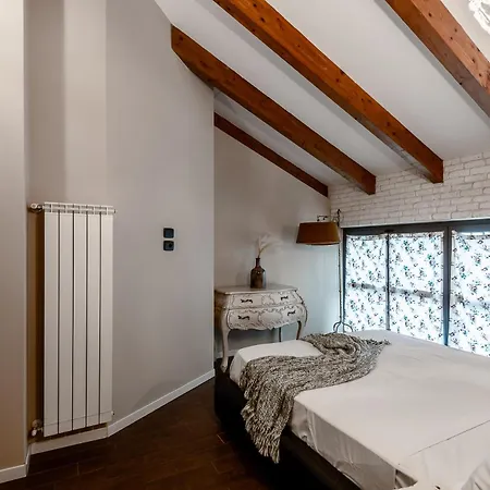 Stayeasy Meucci - 2-level With Garden And Box * ميلان