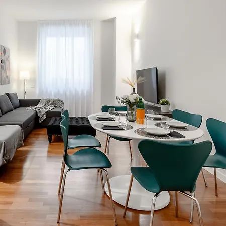 Stayeasy Crocetta - Duomo Walking, 2 Bedrooms 2 Baths Апартаменты