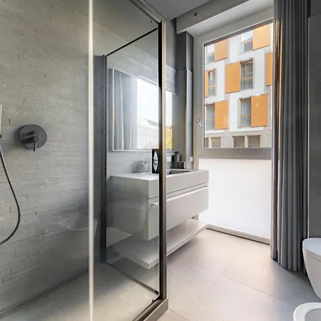 Vollihome Moscova * Милан